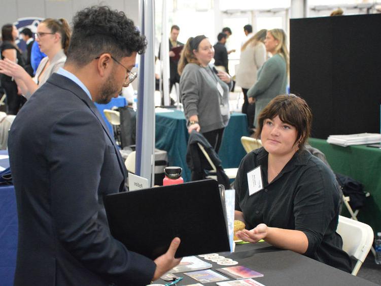 Recruiter and Penn State Abington student at the fall 2023 career fair